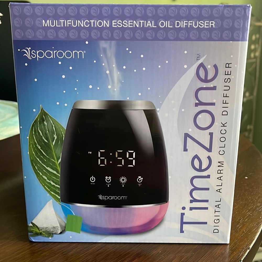 SpaRoom Time Zone Digital Alarm Clock Diffuser